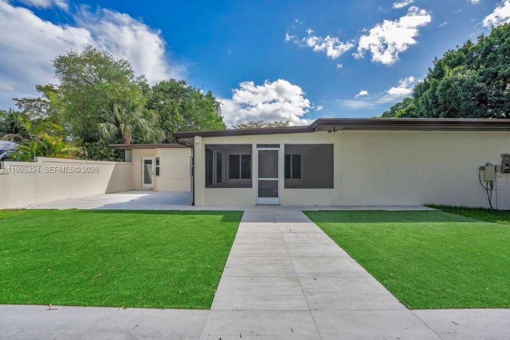 4053 SW 8th St , Plantation, FL 33317 Photo