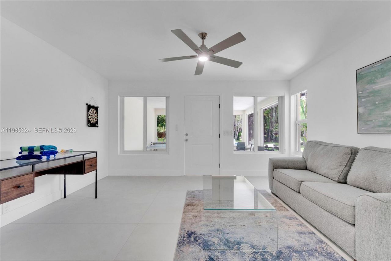4053 SW 8th St, Plantation, FL 33317 Photo