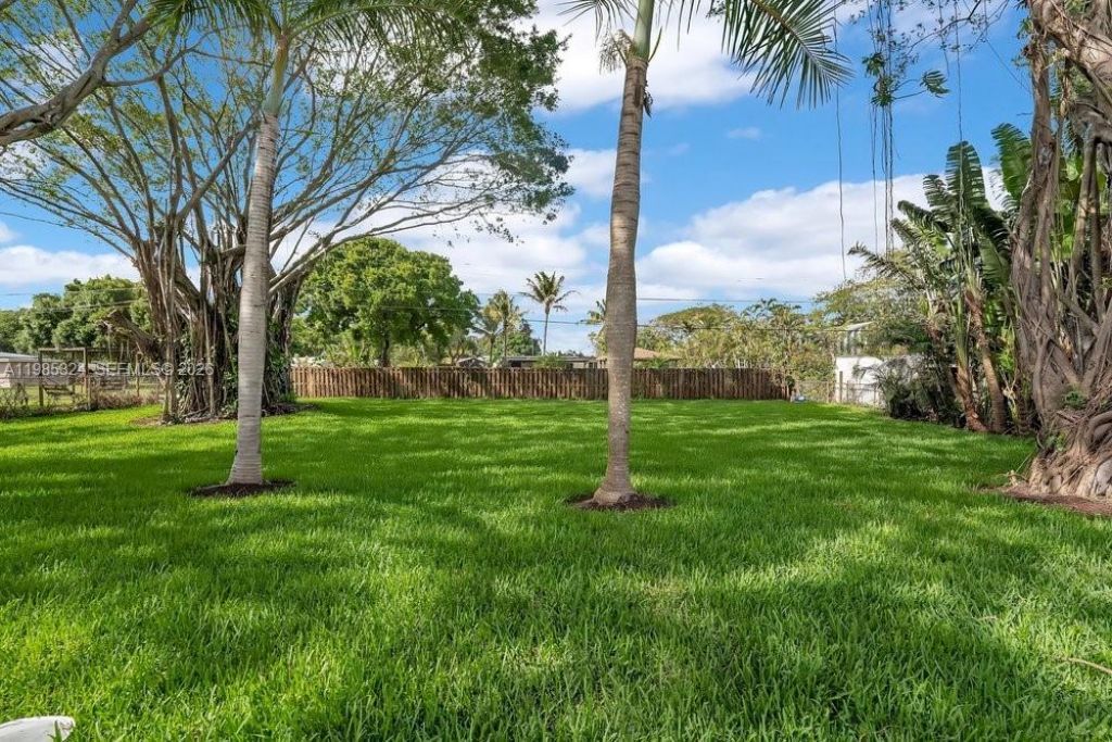 4053 SW 8th St , Plantation, FL 33317 Photo