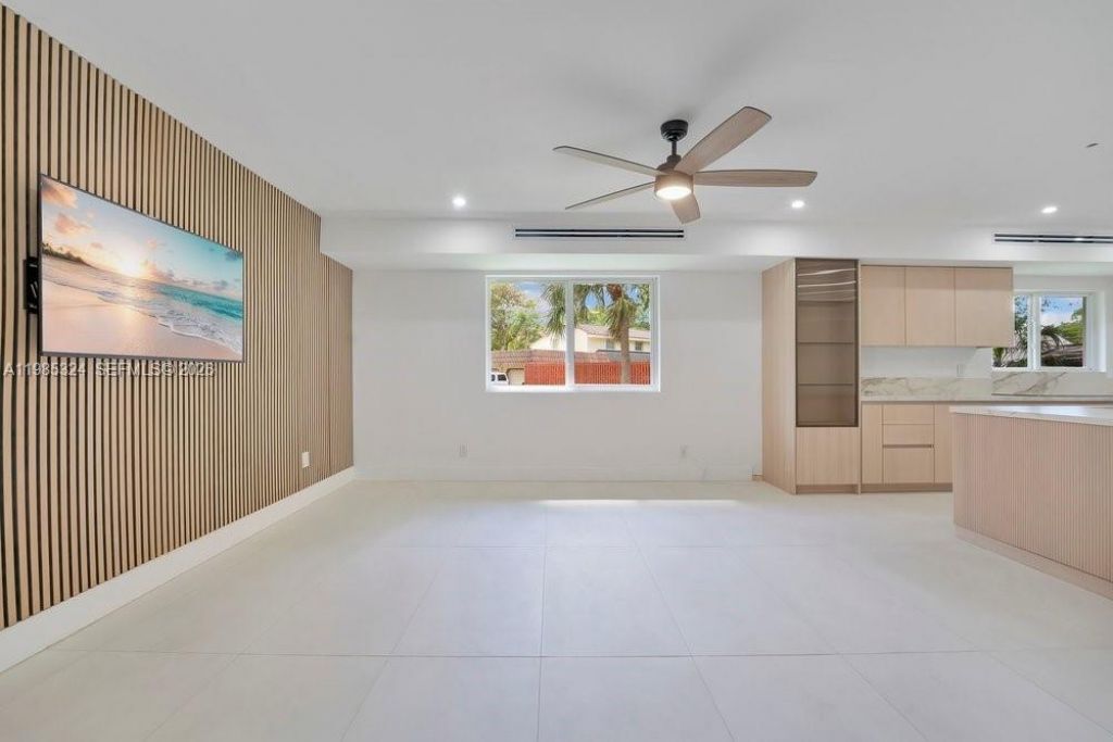 4053 SW 8th St , Plantation, FL 33317 Photo