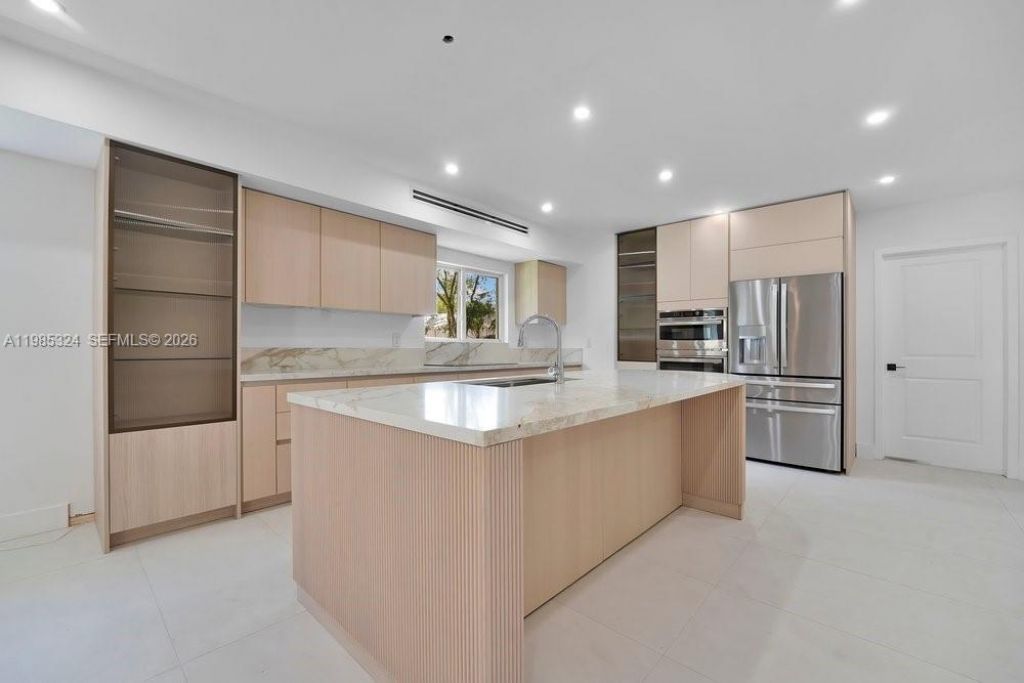 4053 SW 8th St , Plantation, FL 33317 Photo