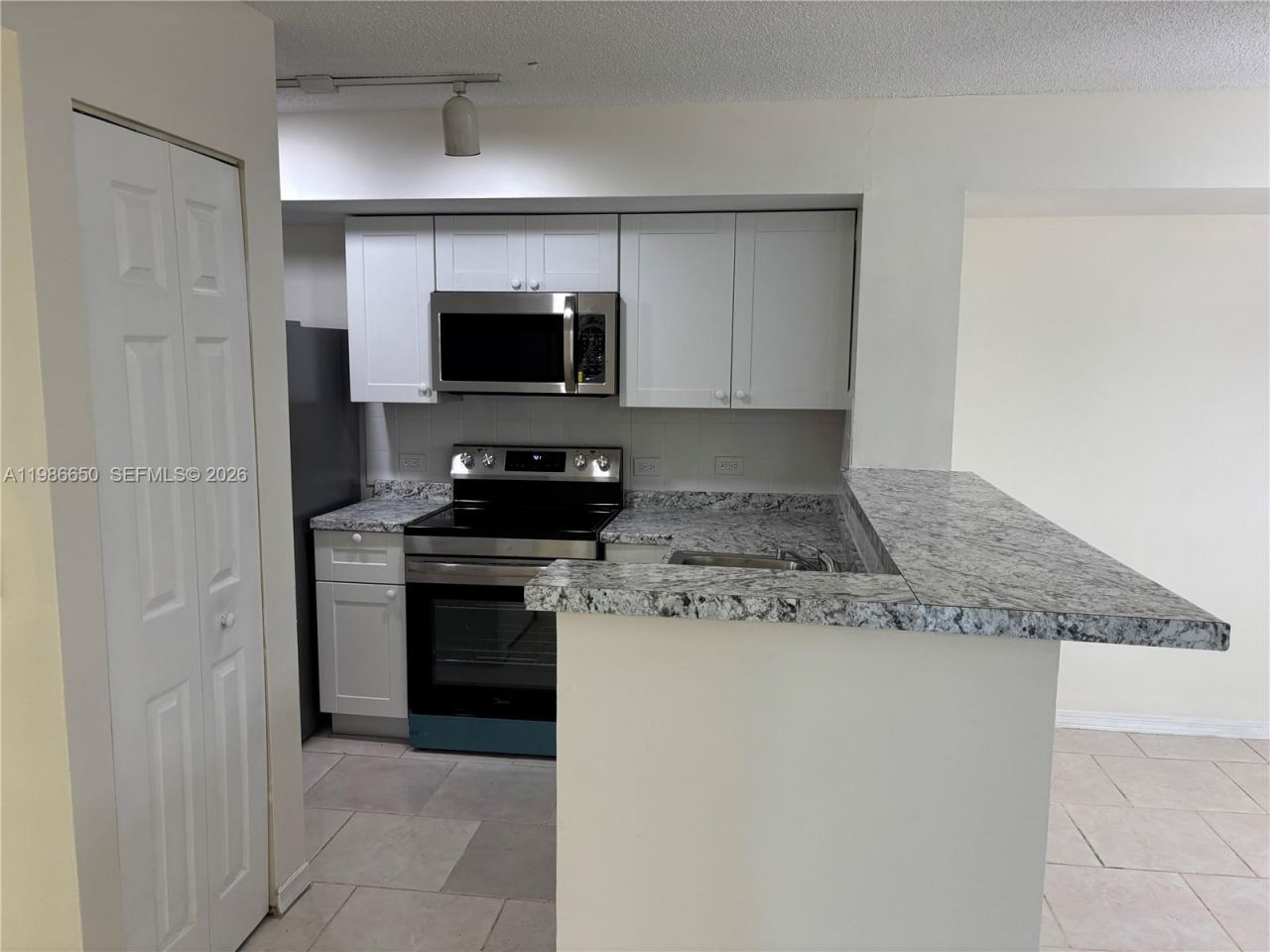 655 SW 111th Way, Unit 108, Pembroke Pines, FL 33025 Photo