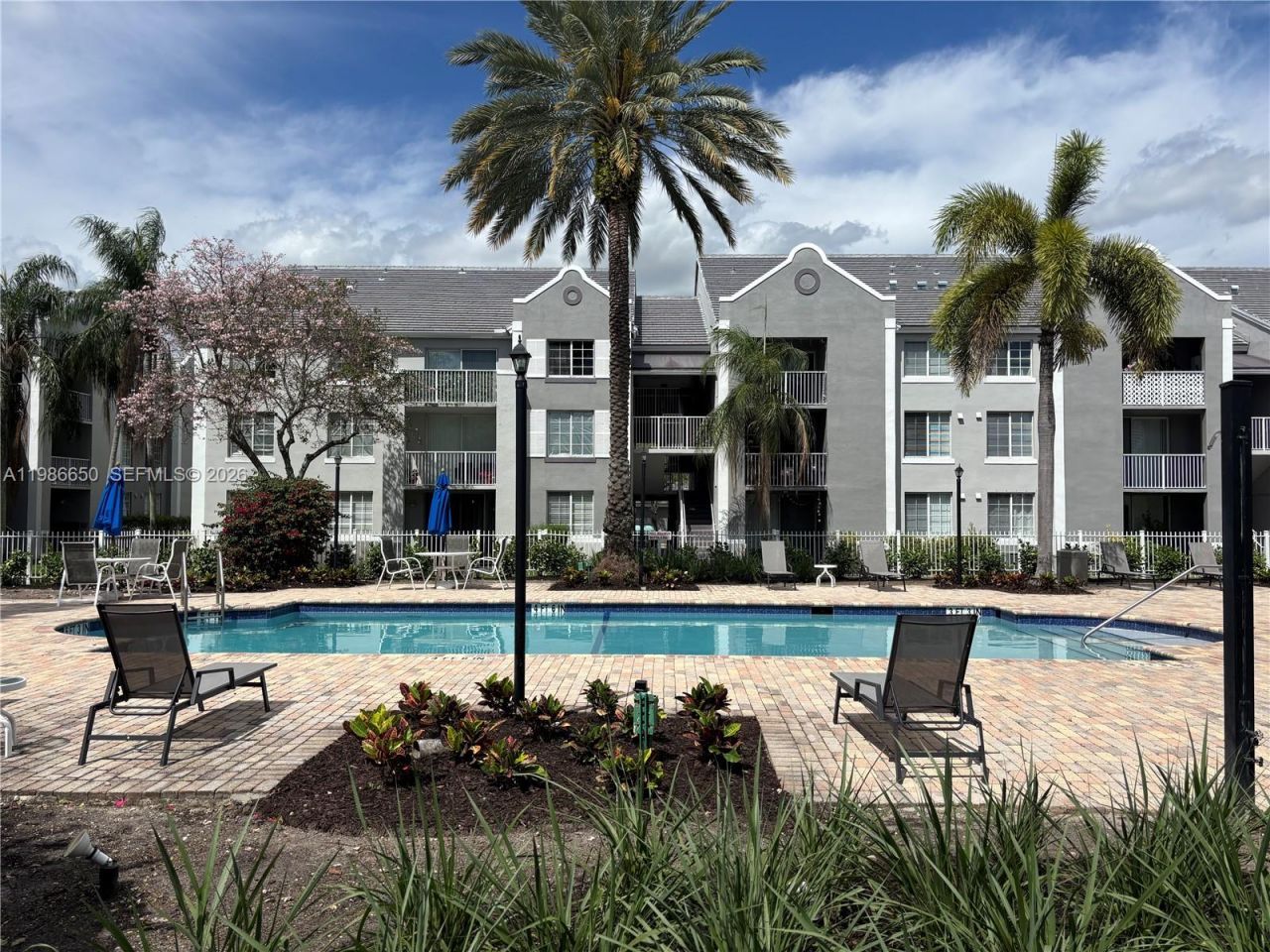 655 SW 111th Way, Unit 108, Pembroke Pines, FL 33025 Photo