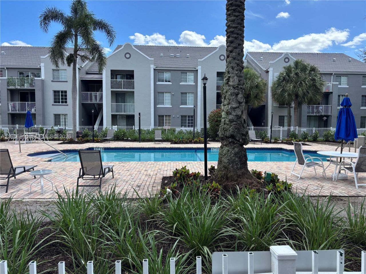 655 SW 111th Way, Unit 108, Pembroke Pines, FL 33025 Photo