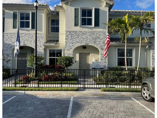 1879 SE 27th Ter, Homestead, FL 33035