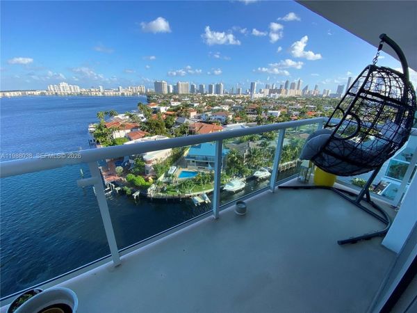 2841 NE 163rd St, Unit 1007, North Miami Beach, FL 33160