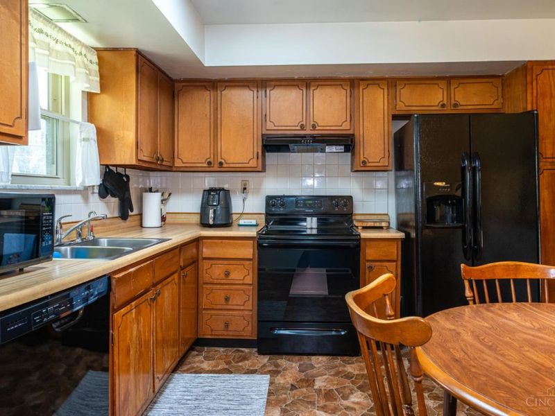 2766 Symphony Way, West Carrollton, OH 45449 Photo 9