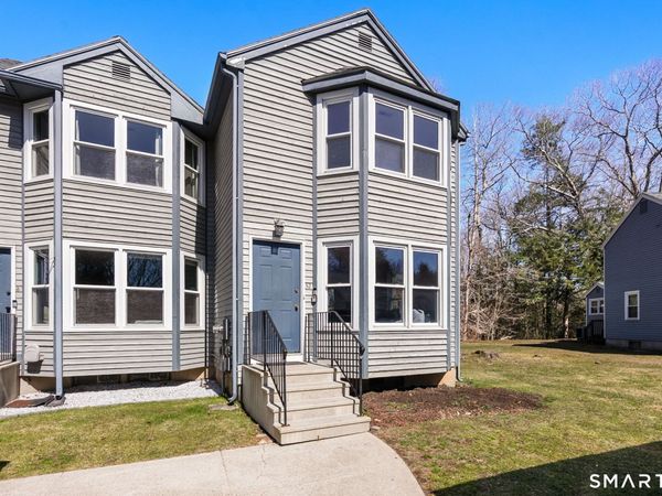 32 Rushford Meade, Unit 32, Granby, CT 06035