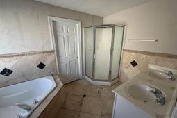 520 Gallatin Circle photo 4