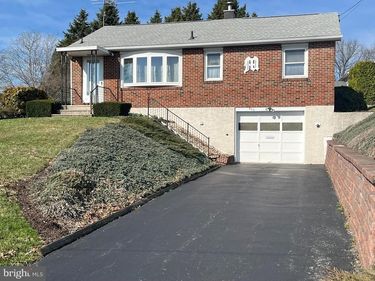 550 N 5TH STREET, HAMBURG, PA 19526