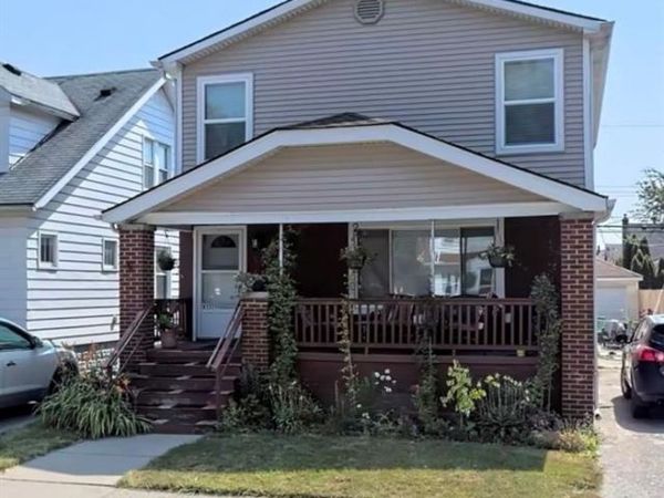 6438 Barrie Street, Dearborn, MI 48126