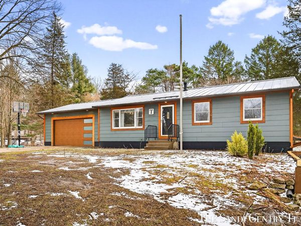 10816 168th Avenue, Grand Haven, MI 49417