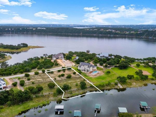 1901 Valentino CV , Spicewood, TX 78669