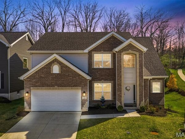 280 Arbors At Bridle Path, Ballwin, MO 63021