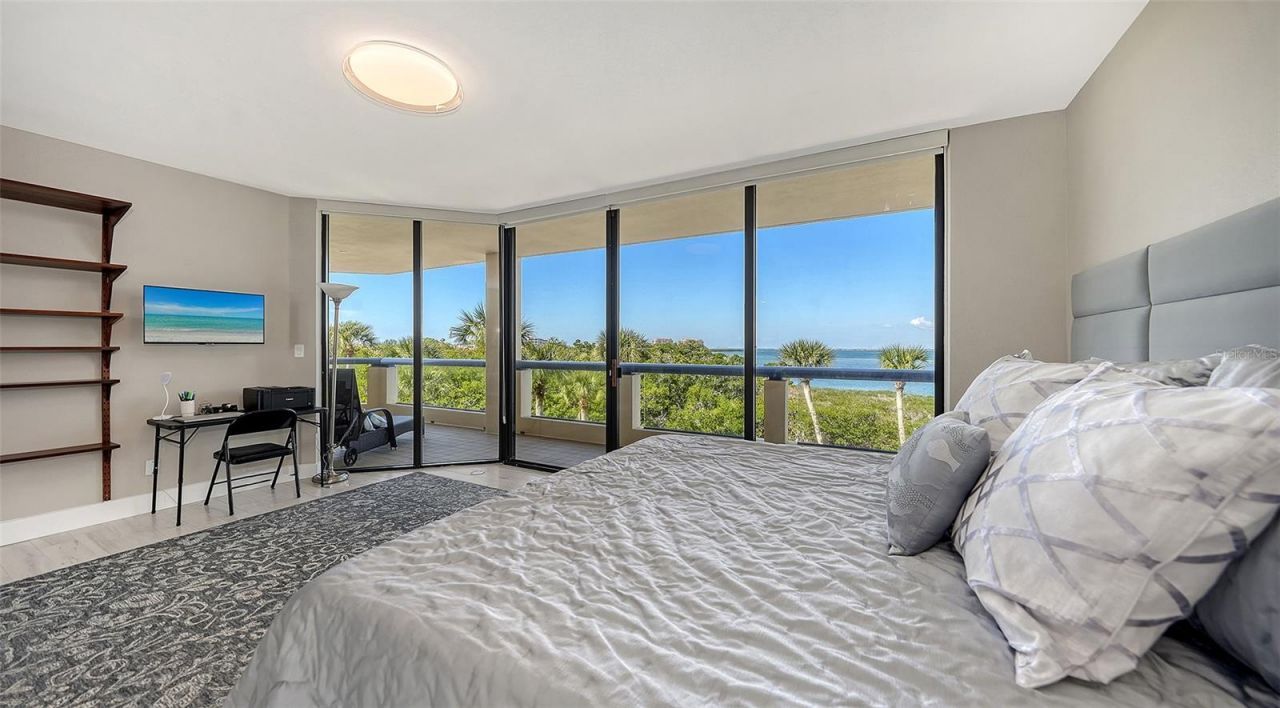 2120 Harbourside Drive, Unit 623, Longboat Key, FL 34228 Photo