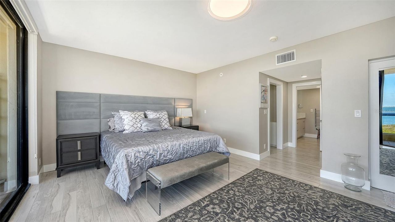 2120 Harbourside Drive, Unit 623, Longboat Key, FL 34228 Photo