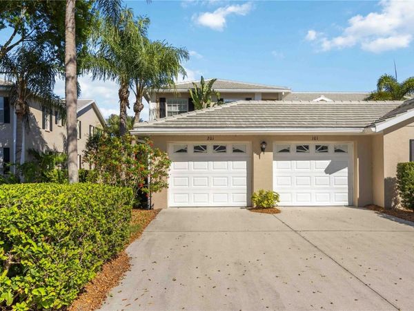 115 WOODBRIDGE DRIVE , Unit 201, VENICE, FL 34293