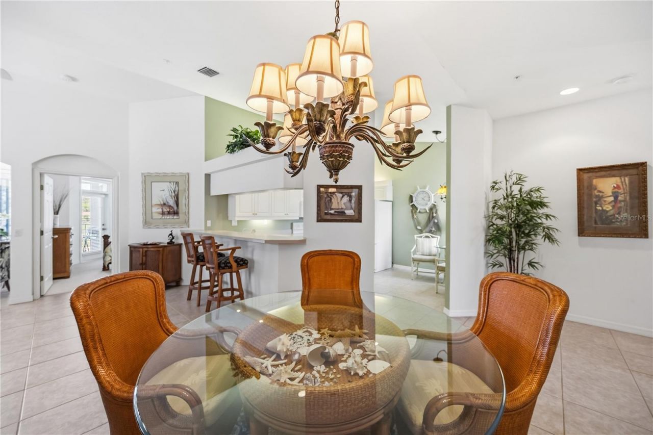 115 Woodbridge Drive, Unit 201, Venice, FL 34293 Photo