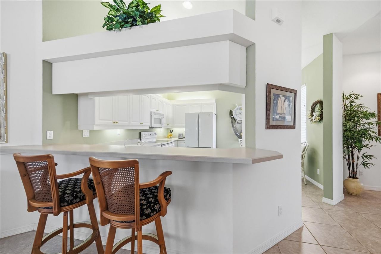 115 Woodbridge Drive, Unit 201, Venice, FL 34293 Photo