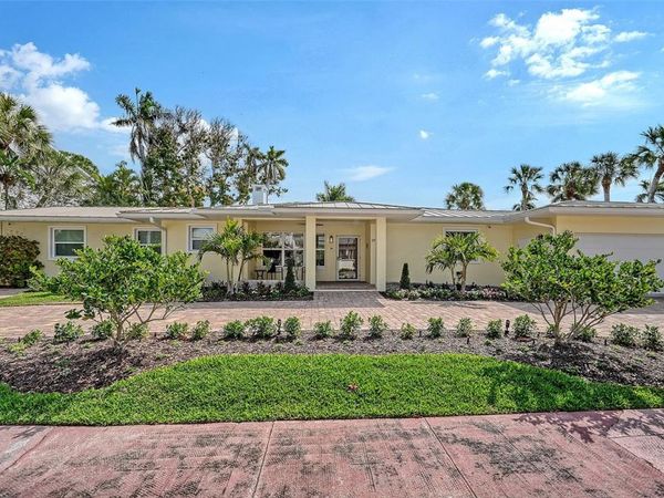 375 N WASHINGTON DRIVE, SARASOTA, FL 34236