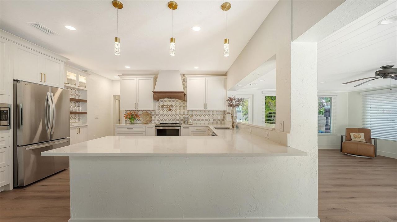 375 N Washington Drive, Sarasota, FL 34236 Photo