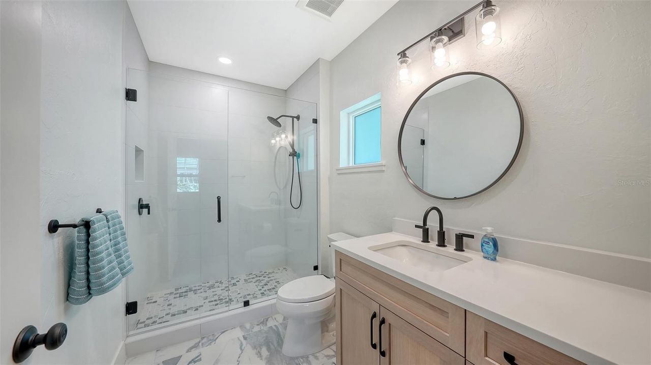 375 N Washington Drive, Sarasota, FL 34236 Photo