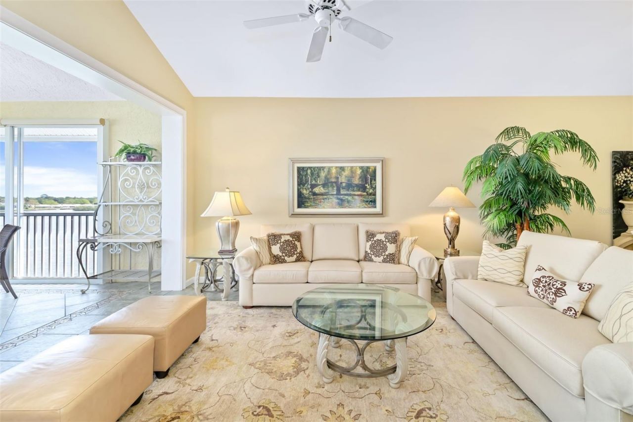 1280 Dolphin Bay Way, Unit 504, Sarasota, FL 34242 Photo