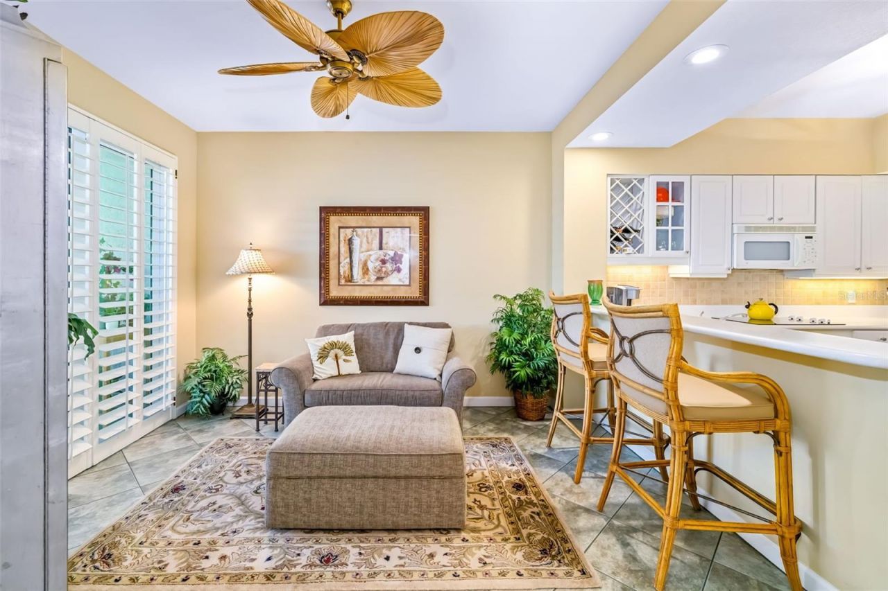 1280 Dolphin Bay Way, Unit 504, Sarasota, FL 34242 Photo