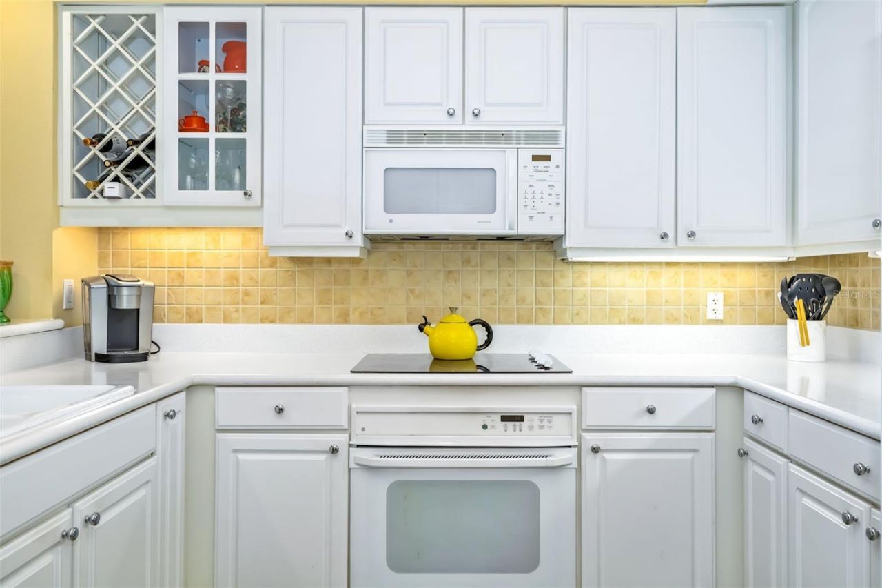 1280 Dolphin Bay Way, Unit 504, Sarasota, FL 34242 Photo