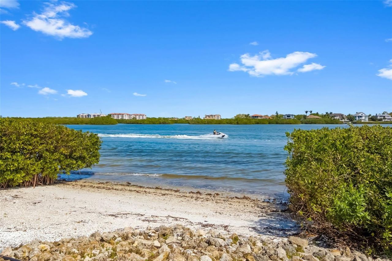 1280 Dolphin Bay Way, Unit 504, Sarasota, FL 34242 Photo