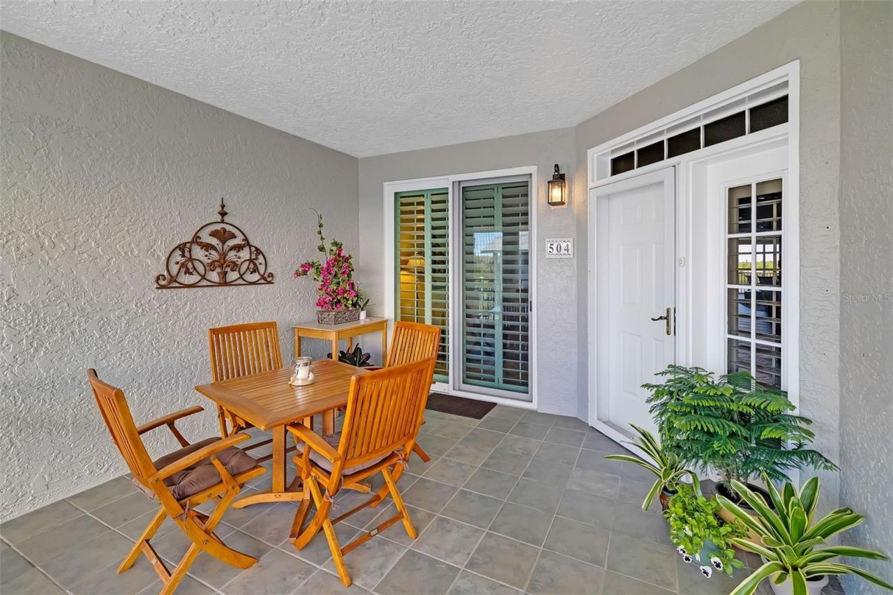 1280 Dolphin Bay Way, Unit 504, Sarasota, FL 34242 Photo