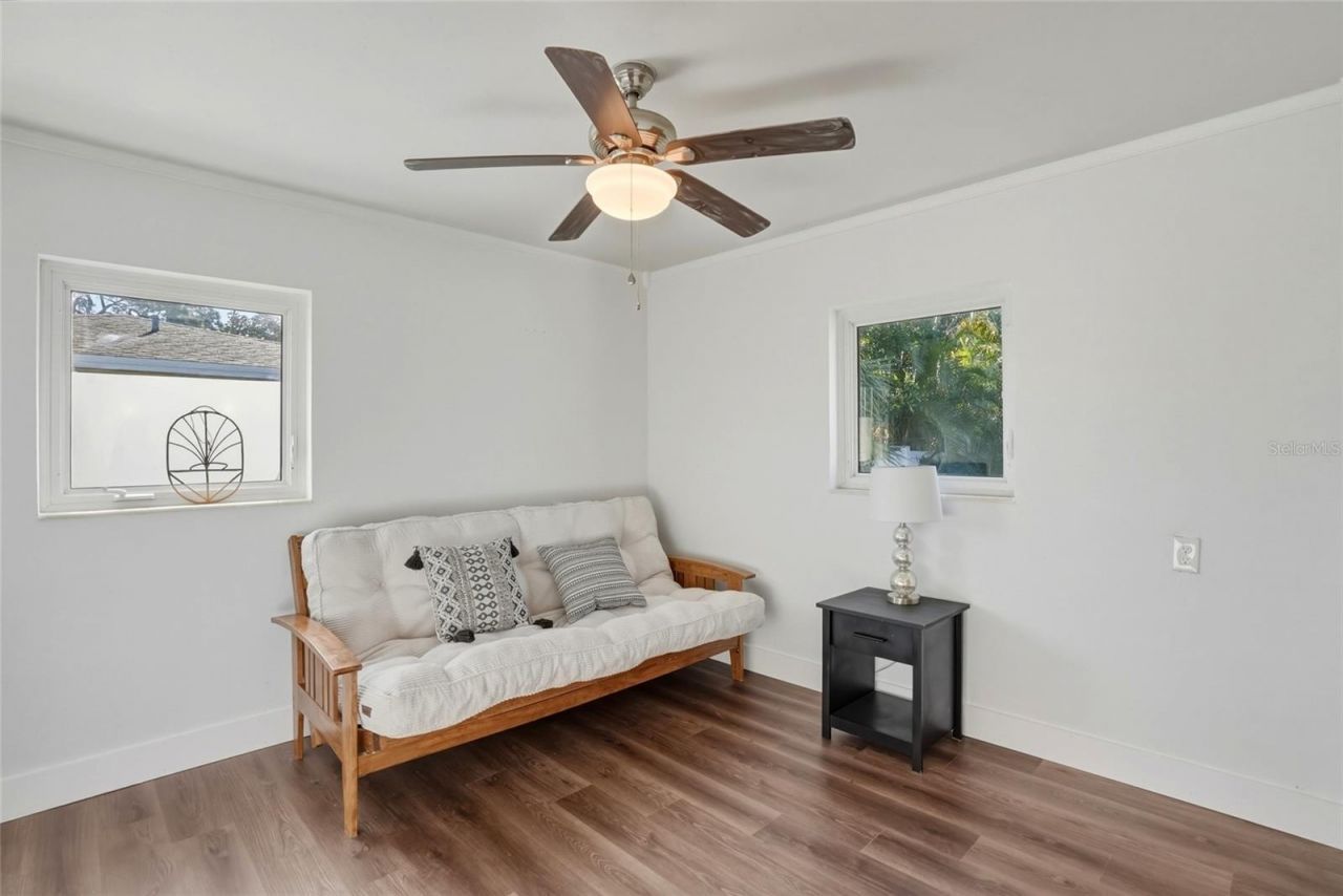 220 45th Avenue S, Saint Petersburg, FL 33705 Photo