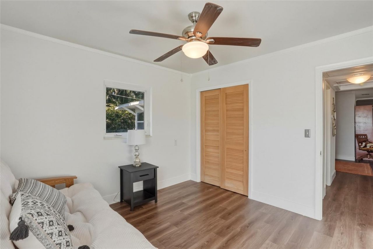 220 45th Avenue S, Saint Petersburg, FL 33705 Photo