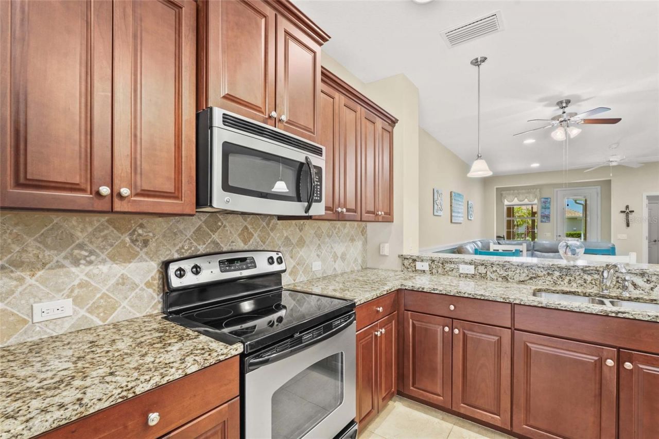 27243 Ipswich Drive, Englewood, FL 34223 Photo