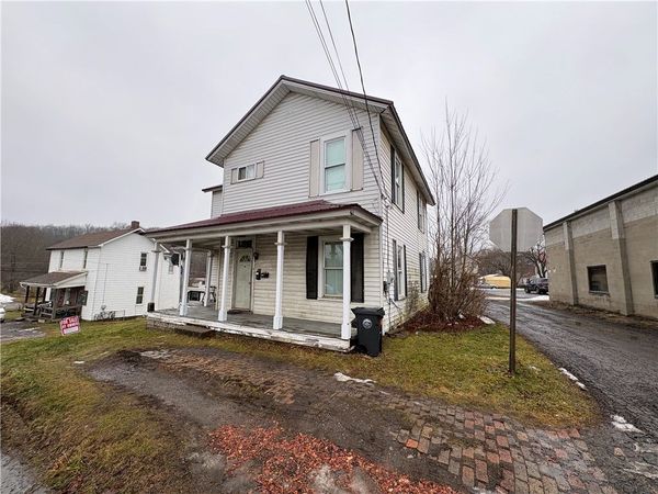 19 S 3rd St , Reynoldsville, PA 15851