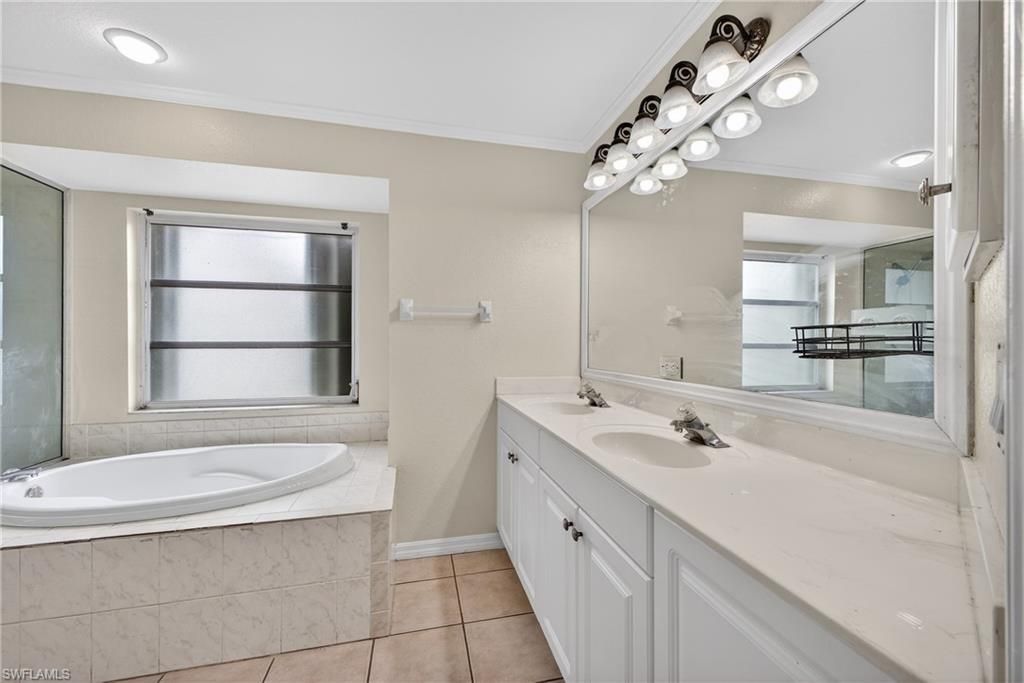 6890 Circle Dr, Fort Myers, FL 33905 Photo