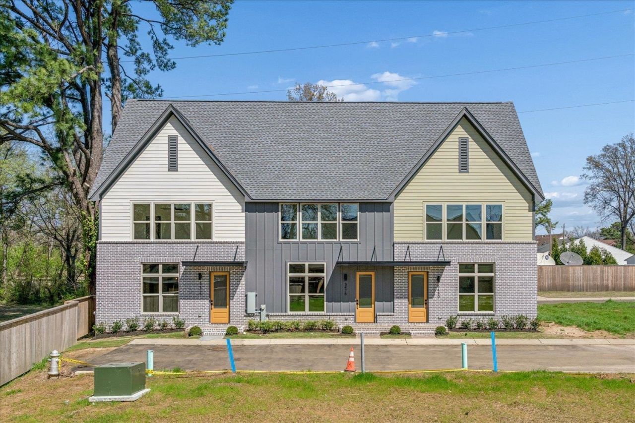 5480 End Village Dr E, Memphis, TN 38119 Main Photo