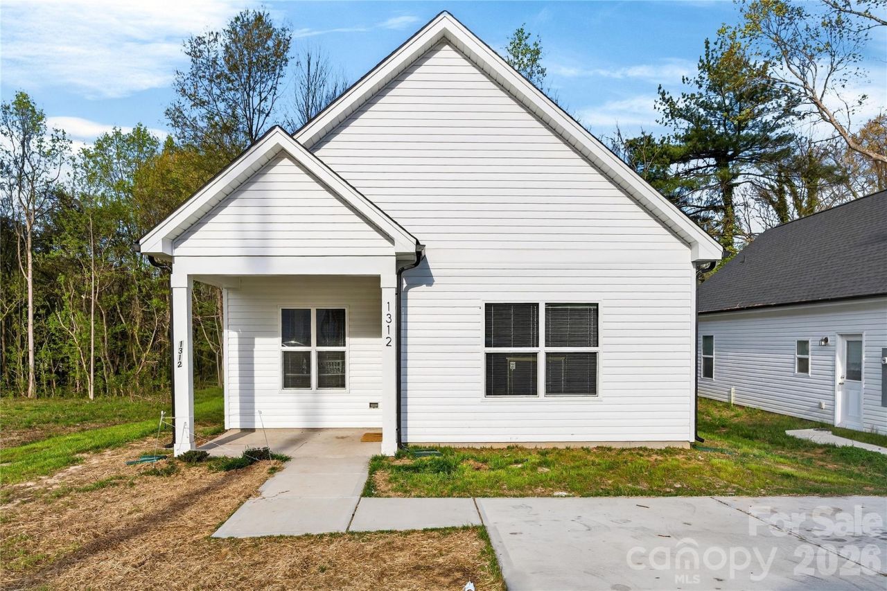 1312 7th Street Statesville, NC 28677