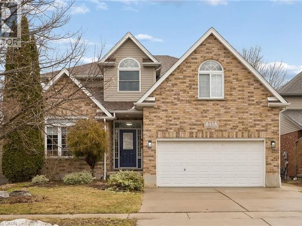 555 SANDBANKS Crescent, Waterloo, ON N2V2K2