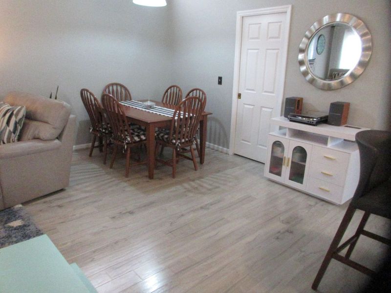 1076 Hampshire Place, Florence, KY 41042 Photo 5