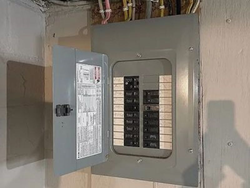 1570 Oakwood Avenue, Akron, OH 44301 Photo 12