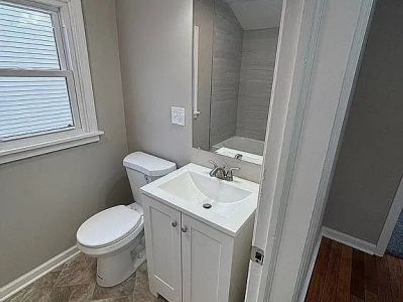 1570 Oakwood Avenue, Akron, OH 44301 Photo 6