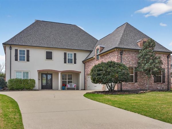 9422 Milbank, Shreveport, LA 71115