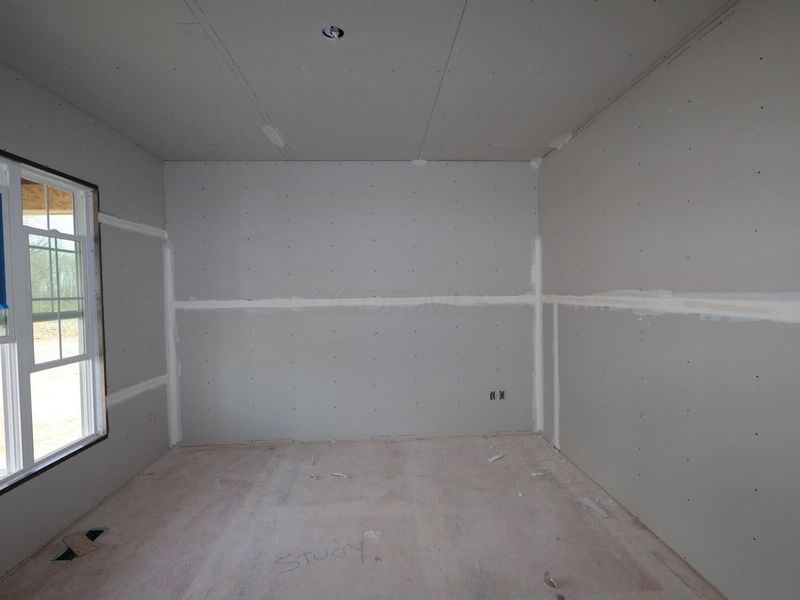 1092 Saddle Tank Drive, Plain City, OH 43064 Photo 2