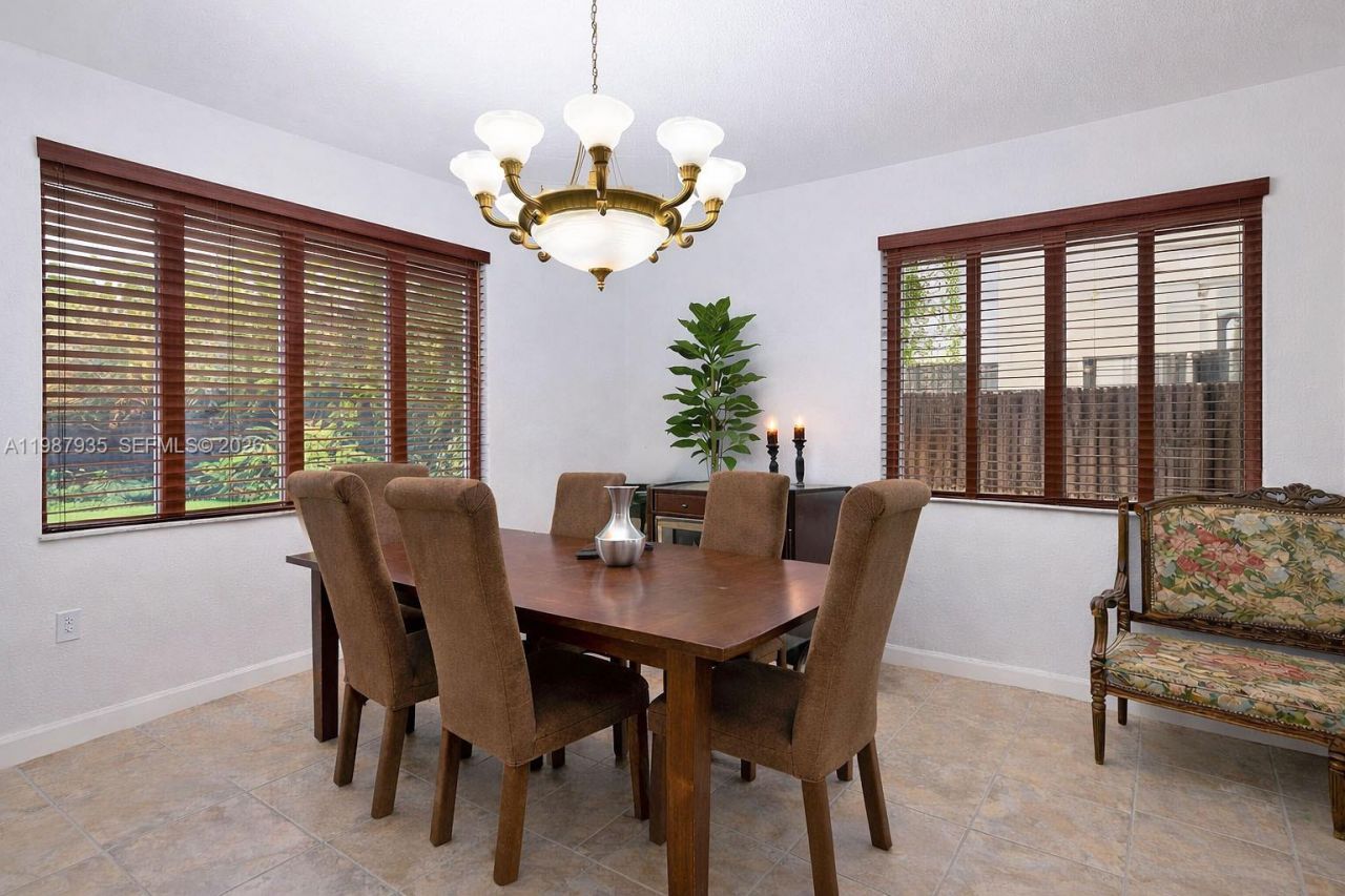 16479 SW 50th Ter, Miami, FL 33185 Photo