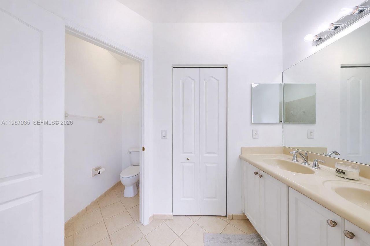 16479 SW 50th Ter, Miami, FL 33185 Photo