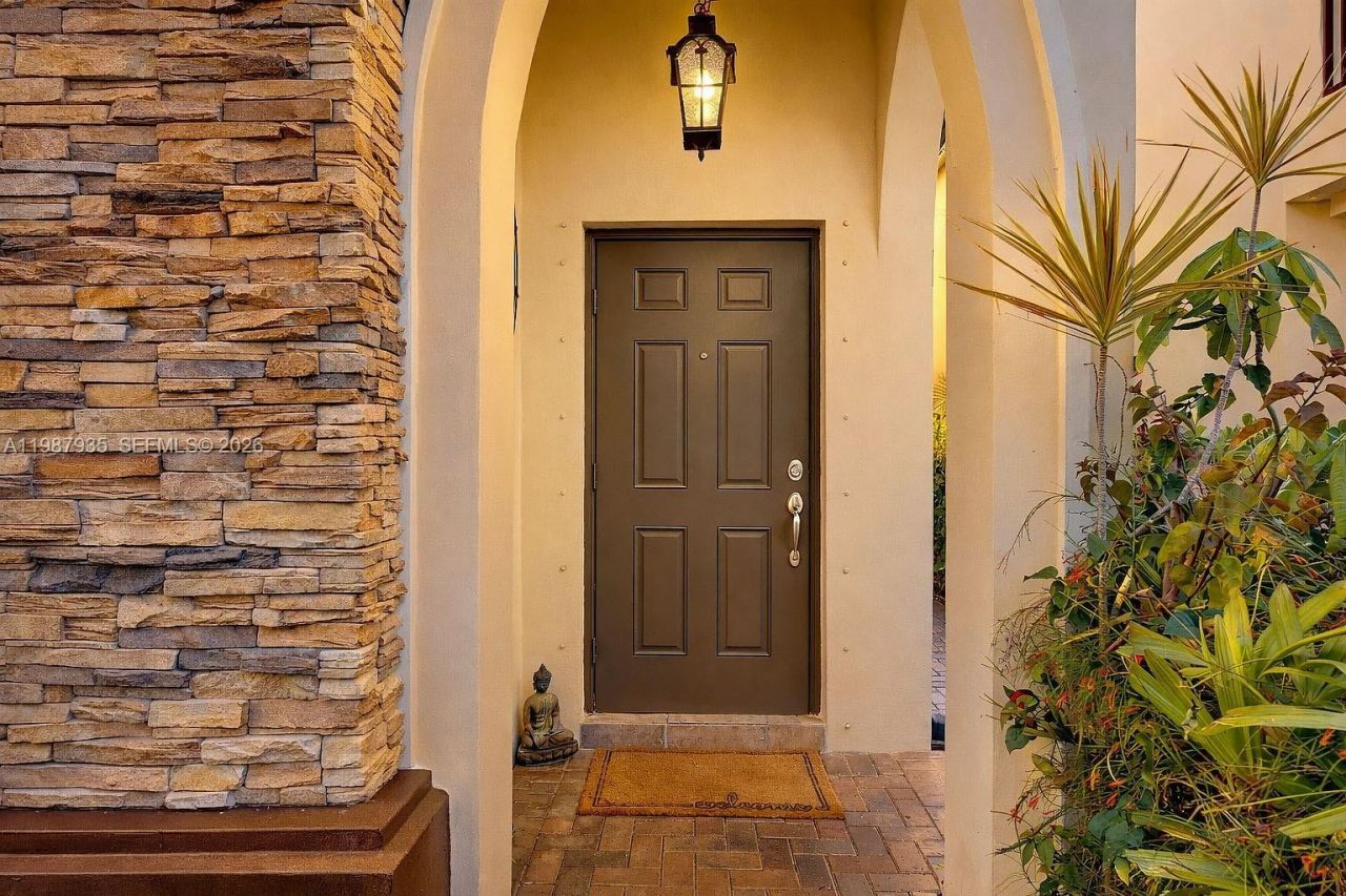 16479 SW 50th Ter, Miami, FL 33185 Photo