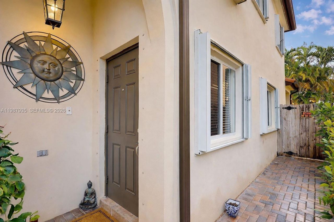 16479 SW 50th Ter, Miami, FL 33185 Photo