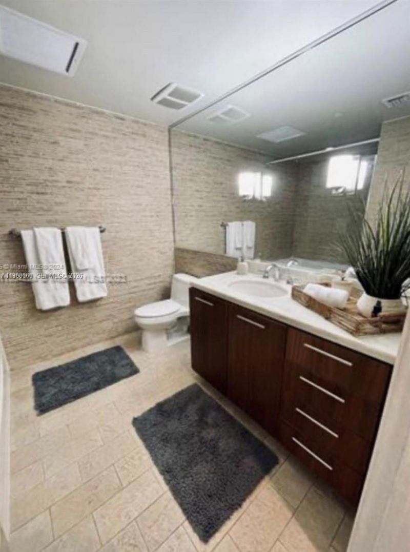 50 Biscayne Blvd, Unit 607, Miami, FL 33132 Photo