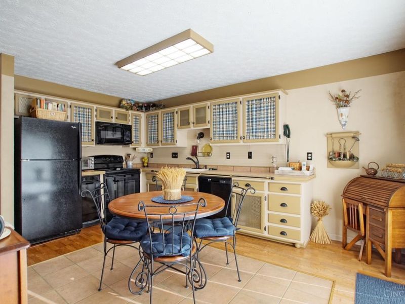 3 S Applewood Court, Fairfield, OH 45014 Photo 9